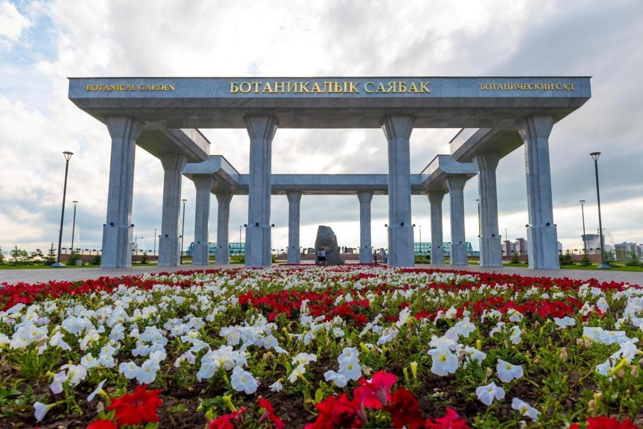 Уютная Квартира На Expo-Smart Замок Astana Exterior photo