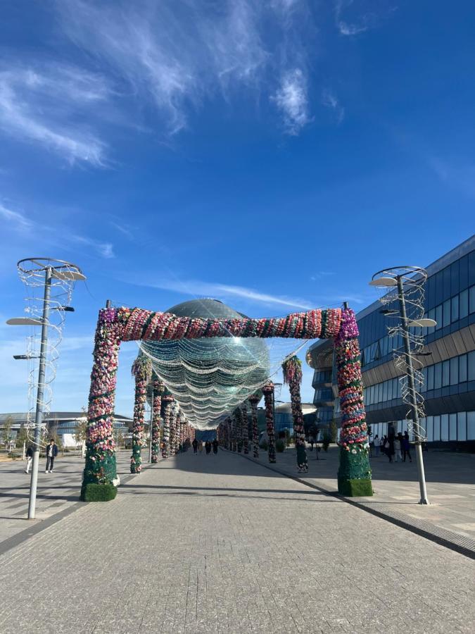 Уютная Квартира На Expo-Smart Замок Astana Exterior photo